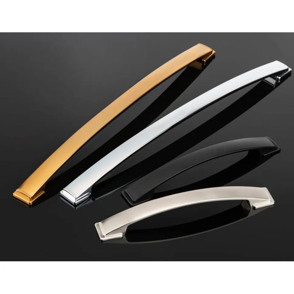 Contemporary Pull Aurum Brushed Gold 5-1/16" Center-to-Center 31/32" W x 6-1/2" L
