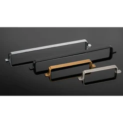 Contemporary Pull with Rounded Corners and L-shaped Feet 6-5/16