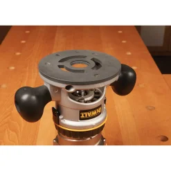 Router Baseplate PC890 / DW618 Fixed Base