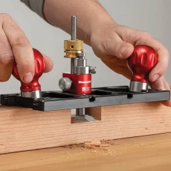 Router Plane with Straight and Spear Point Blades