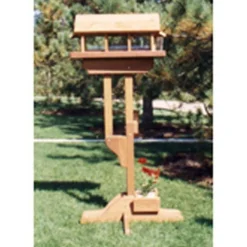 Woodworking Project Paper Plan to Build Portable Feeder Base